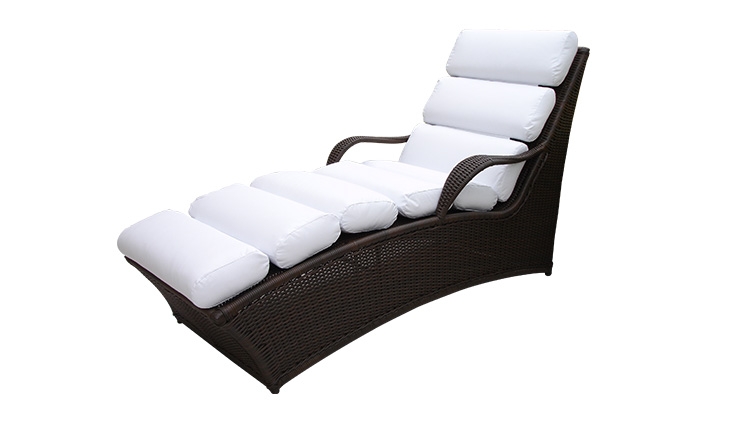 Chaise em fibra sintética Rubi com almofada para assento  - Alumax Móveis