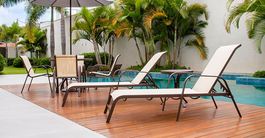 Por que escolher móveis de tela sling para decoração